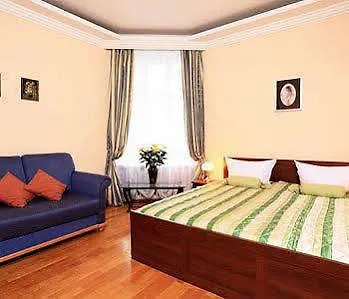 Am Hauptbahnhof Berlín