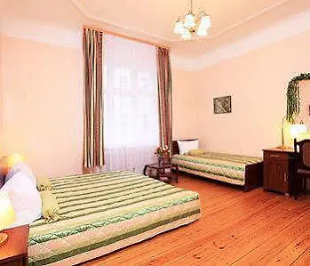 Am Hauptbahnhof Hotel 2*